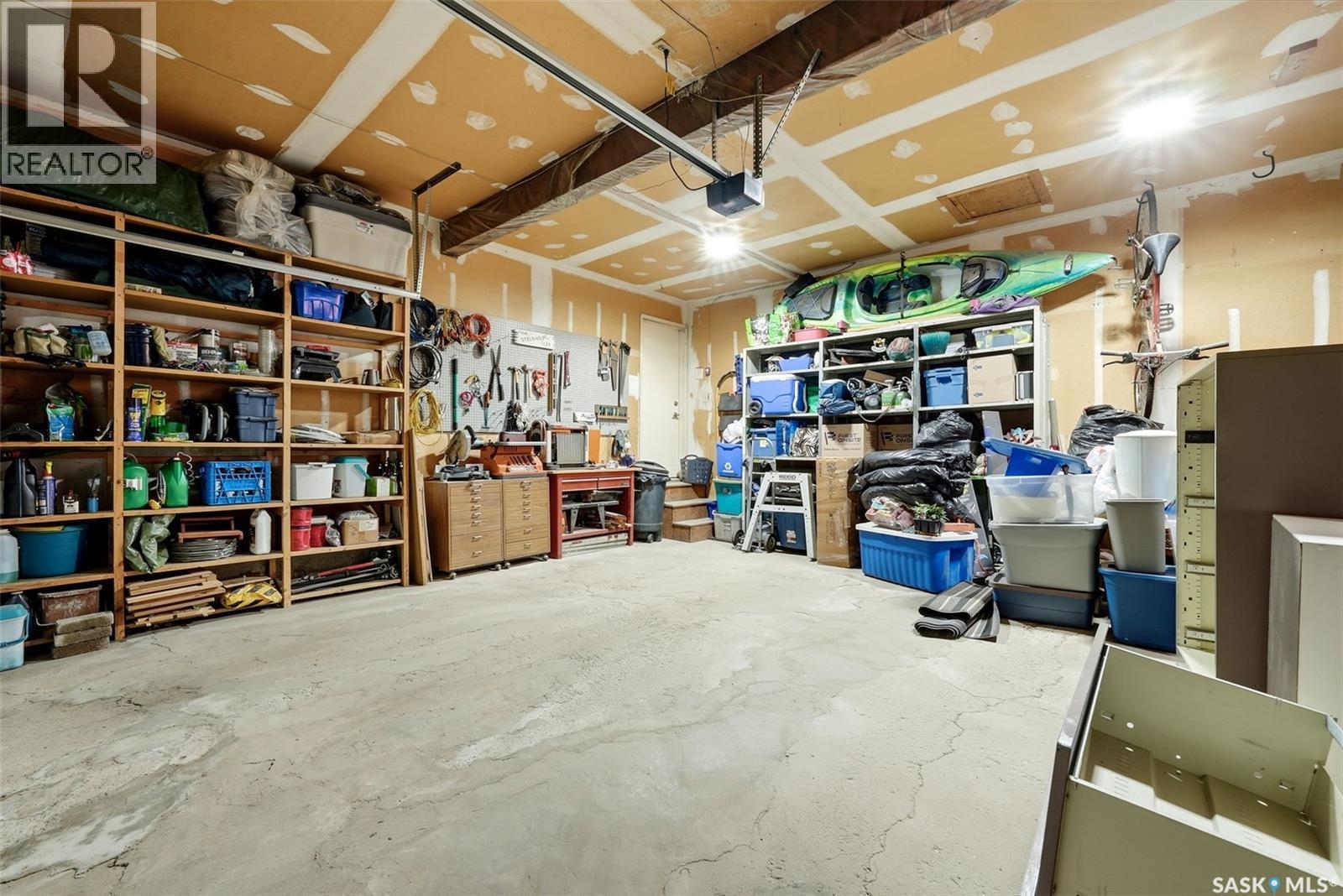 7 Cowie Road, Regina, SK - Indoor