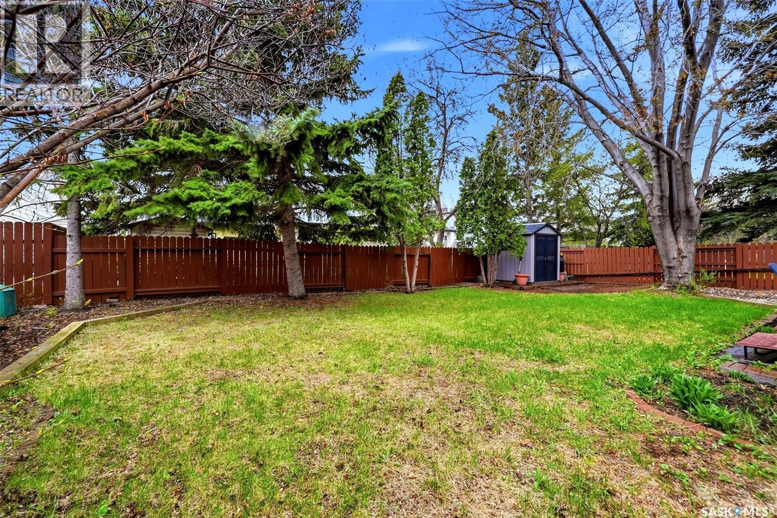 7 Cowie Road, Regina, SK - Outdoor With Backyard
