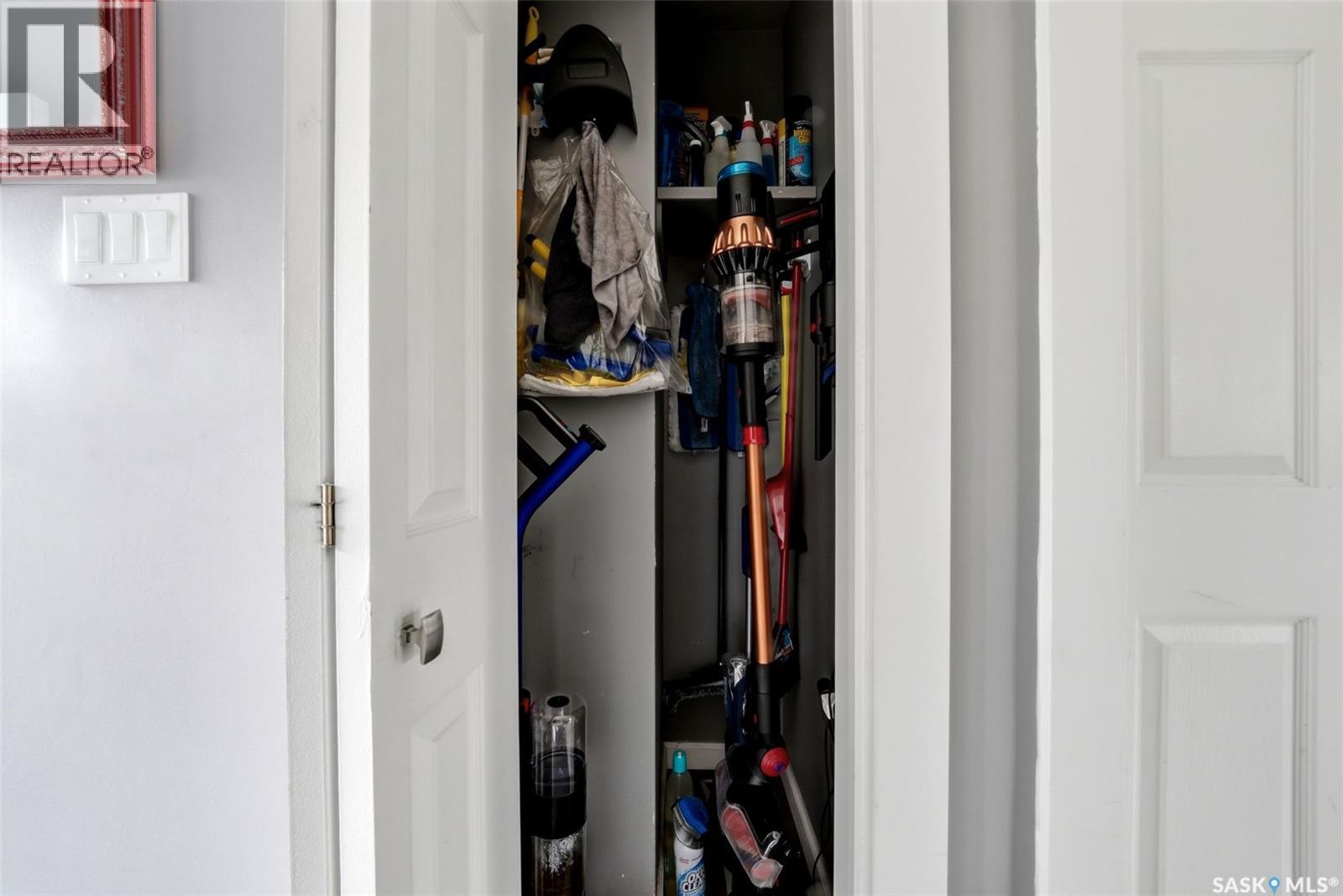 35 Spruceview Road, Regina, SK - Indoor Photo Showing Other Room