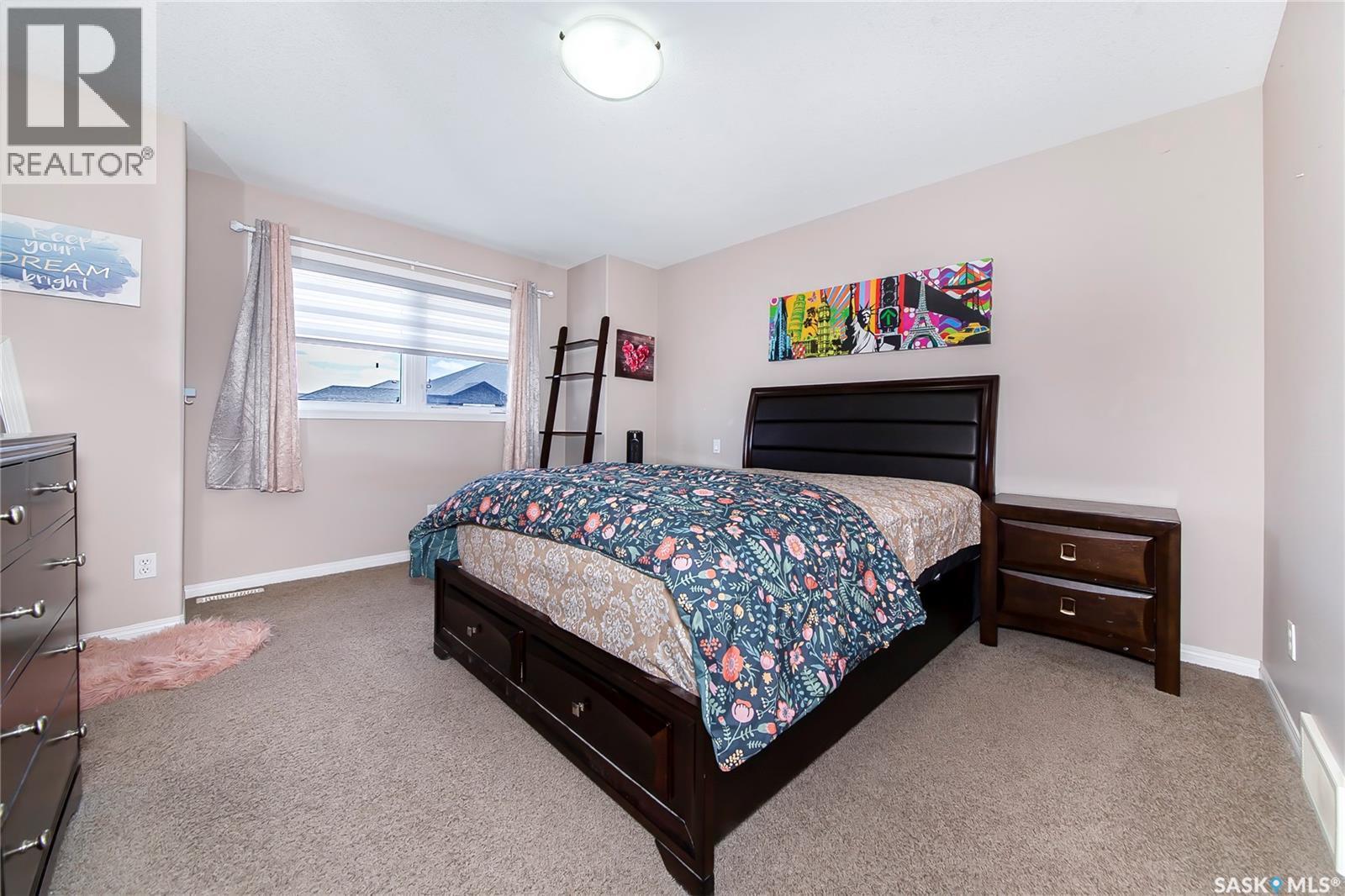 2 547 East Hampton Boulevard, Saskatoon, SK - Indoor Photo Showing Bedroom