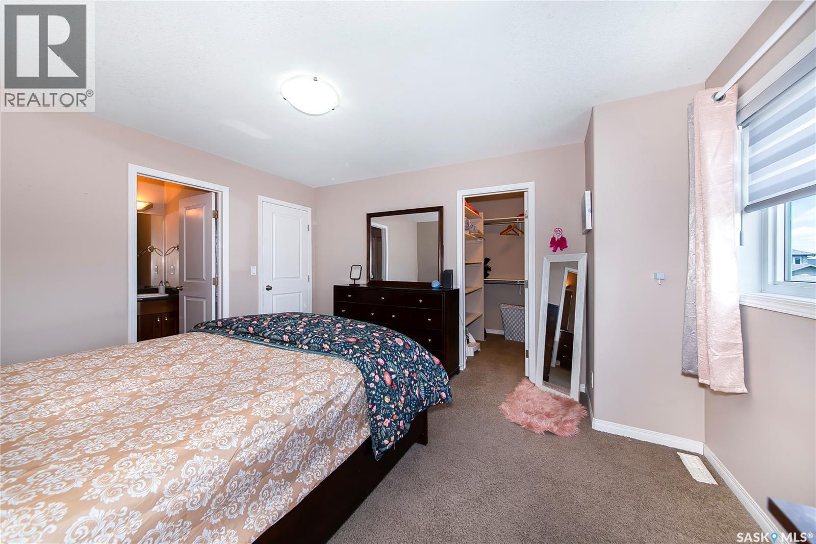 2 547 East Hampton Boulevard, Saskatoon, SK - Indoor Photo Showing Bedroom