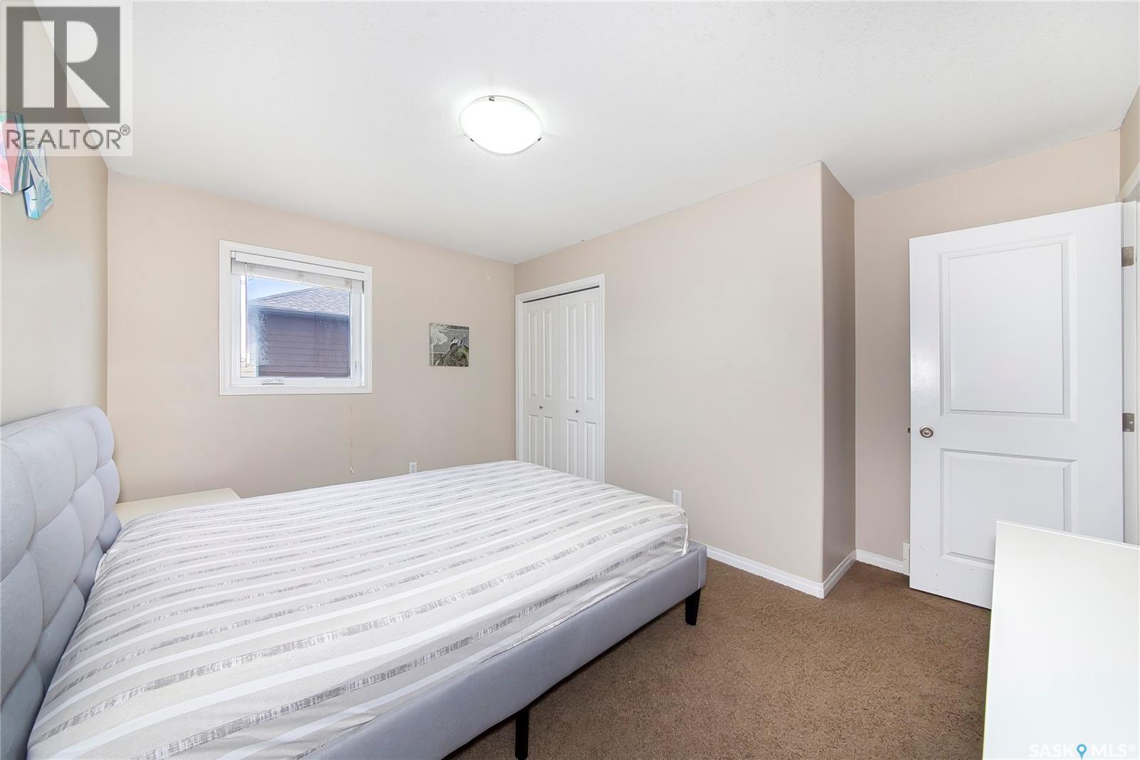2 547 East Hampton Boulevard, Saskatoon, SK - Indoor Photo Showing Bedroom