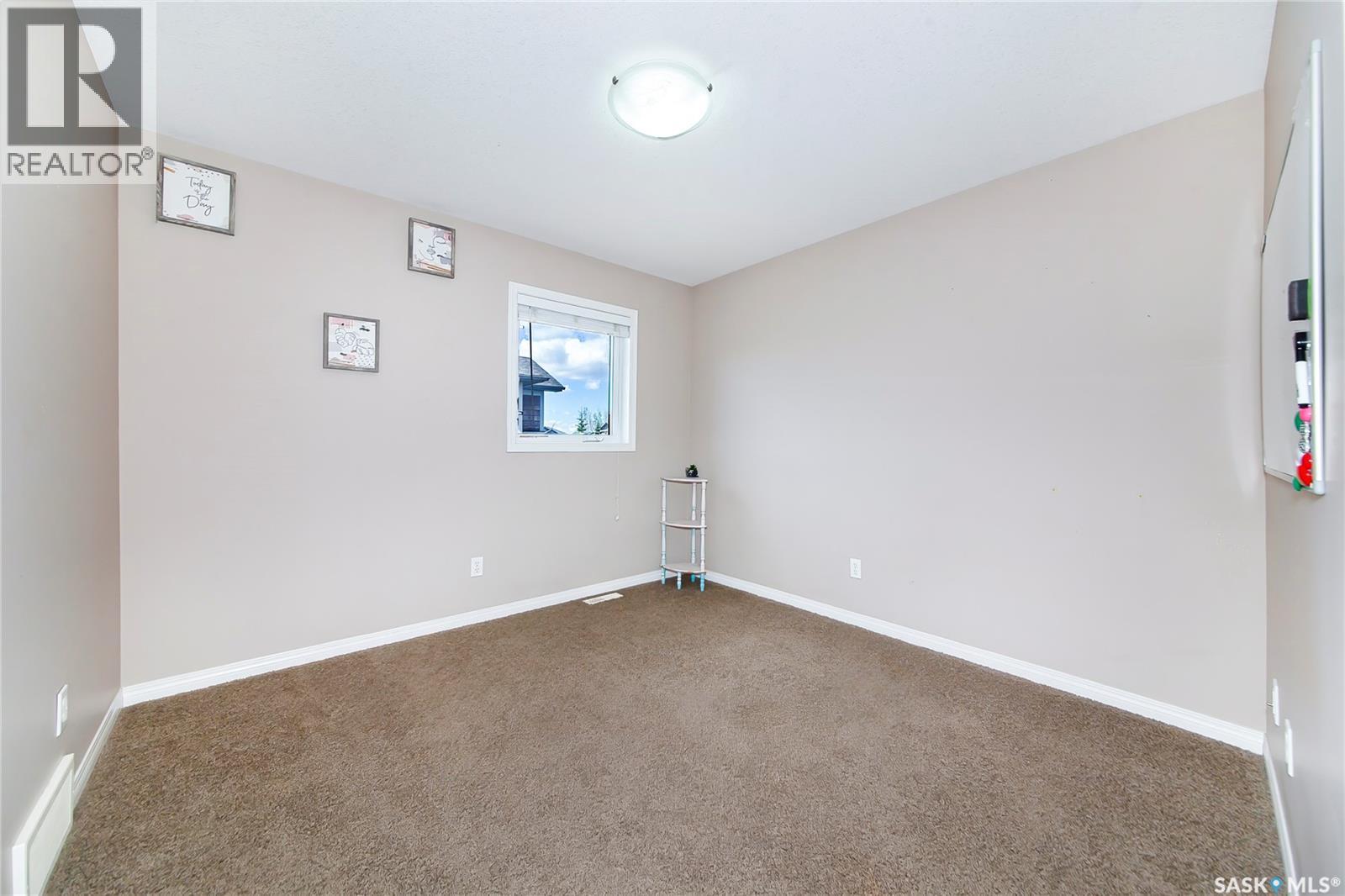 2 547 East Hampton Boulevard, Saskatoon, SK - Indoor Photo Showing Other Room