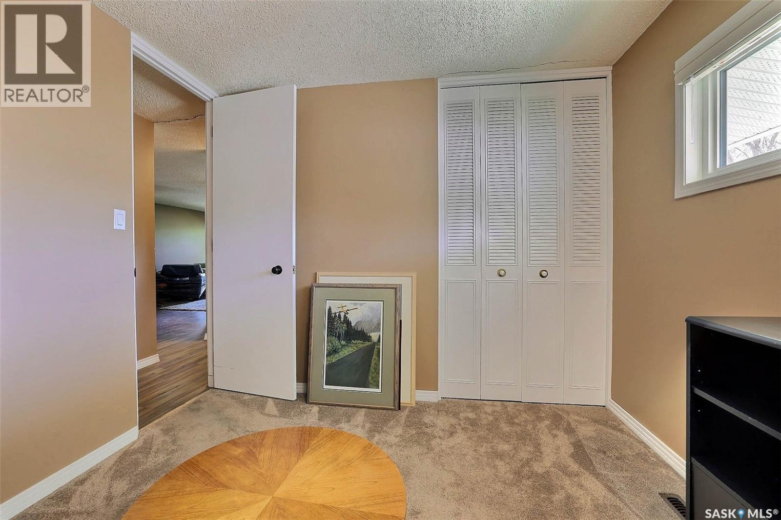 97 Compton Road, Regina, SK - Indoor Photo Showing Other Room