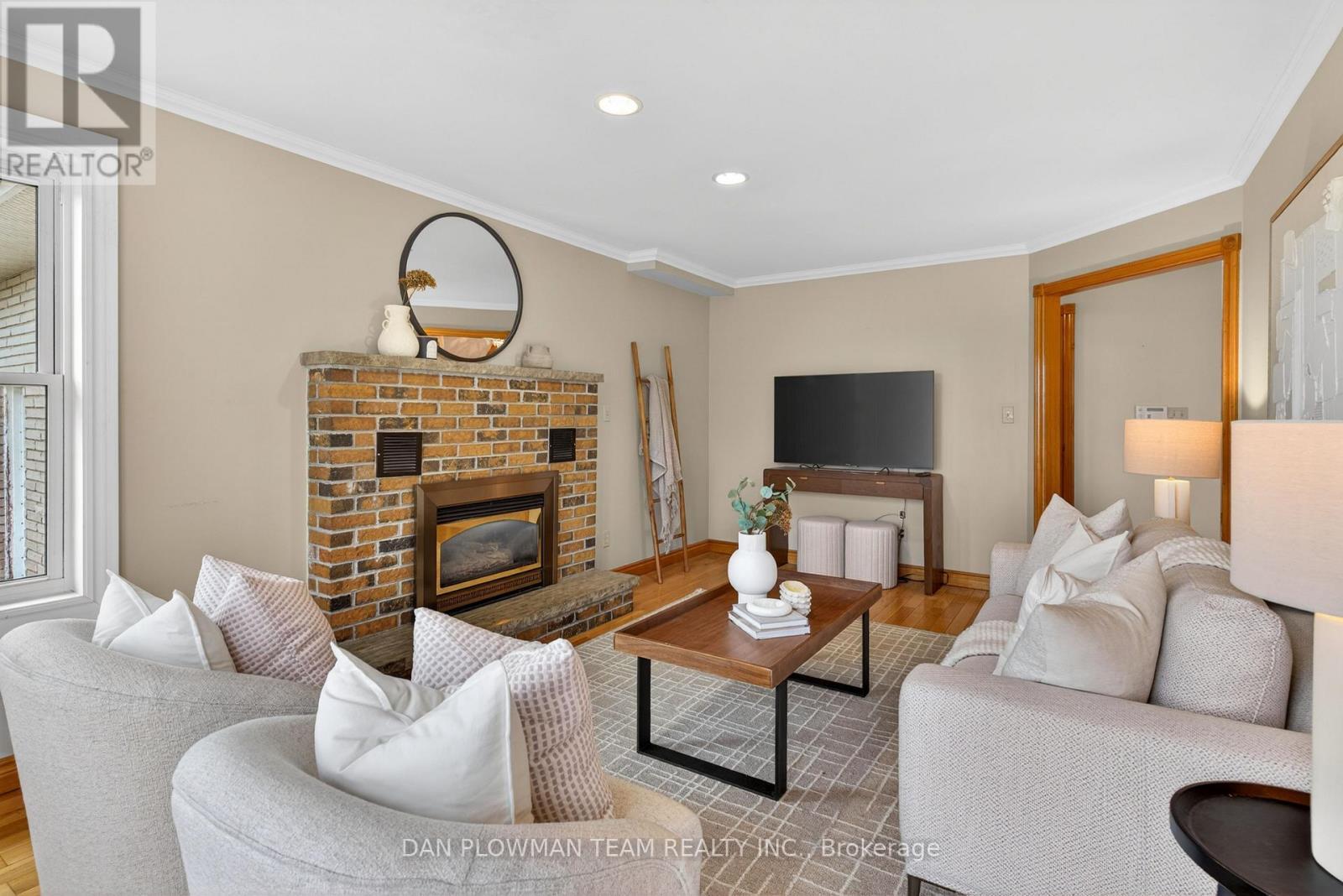 357 Powell Road, Whitby, ON - Indoor Photo Showing Living Room With Fireplace