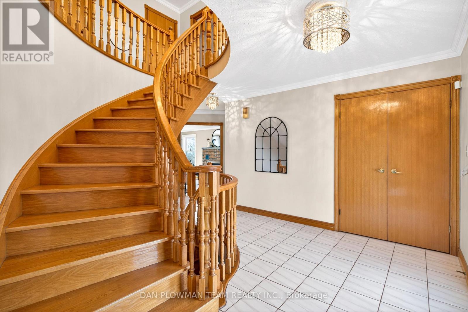 357 Powell Road, Whitby, ON - Indoor Photo Showing Other Room