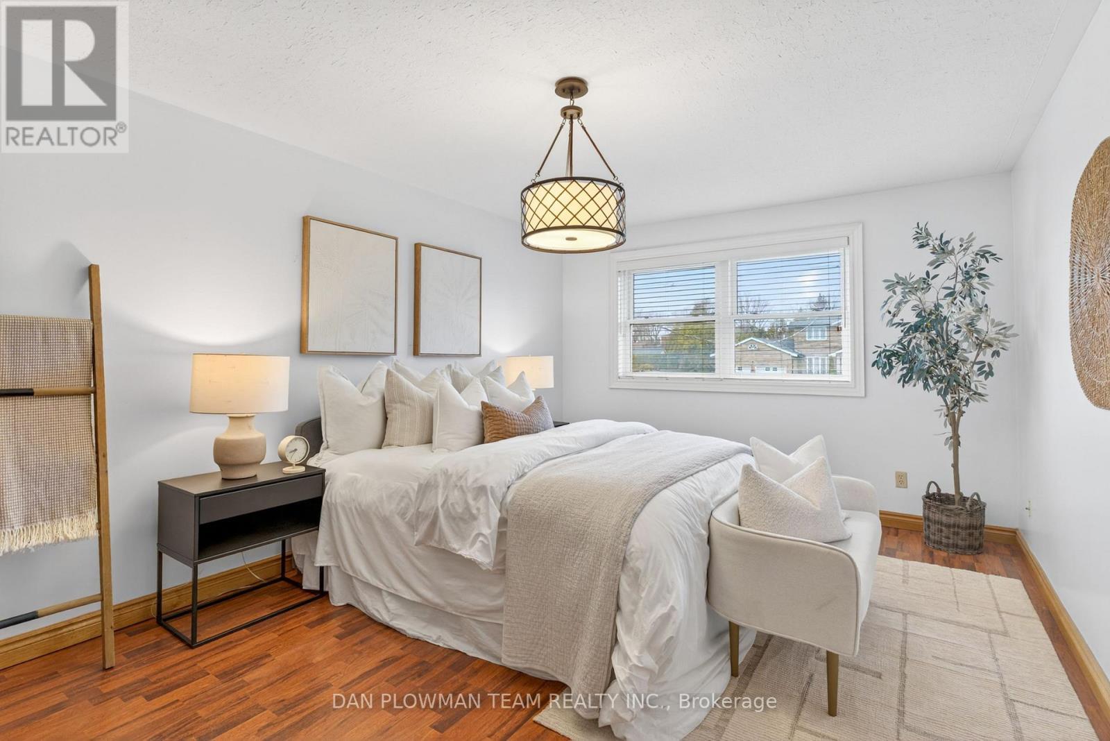 357 Powell Road, Whitby, ON - Indoor Photo Showing Bedroom