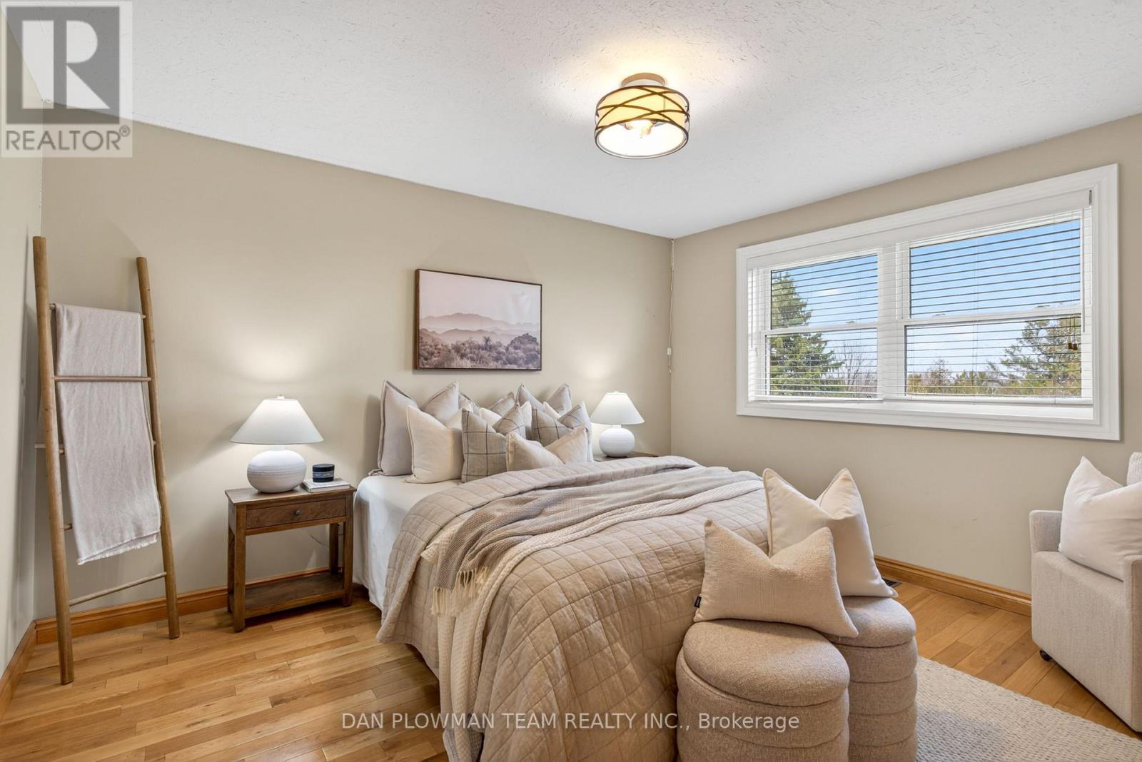 357 Powell Road, Whitby, ON - Indoor Photo Showing Bedroom