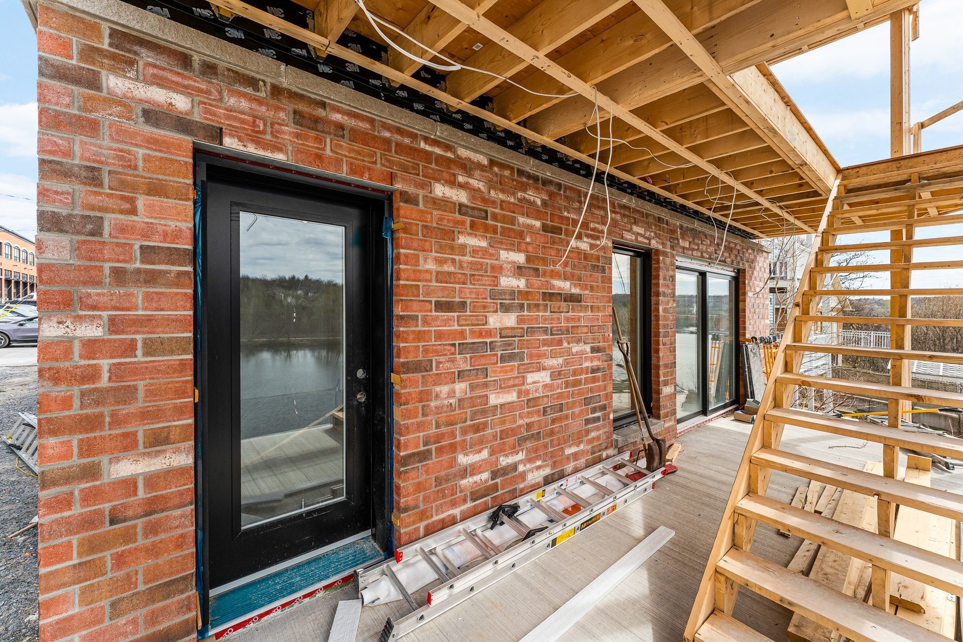 Balcon - 100-46 Rue Principale E., Magog, QC - With Exterior