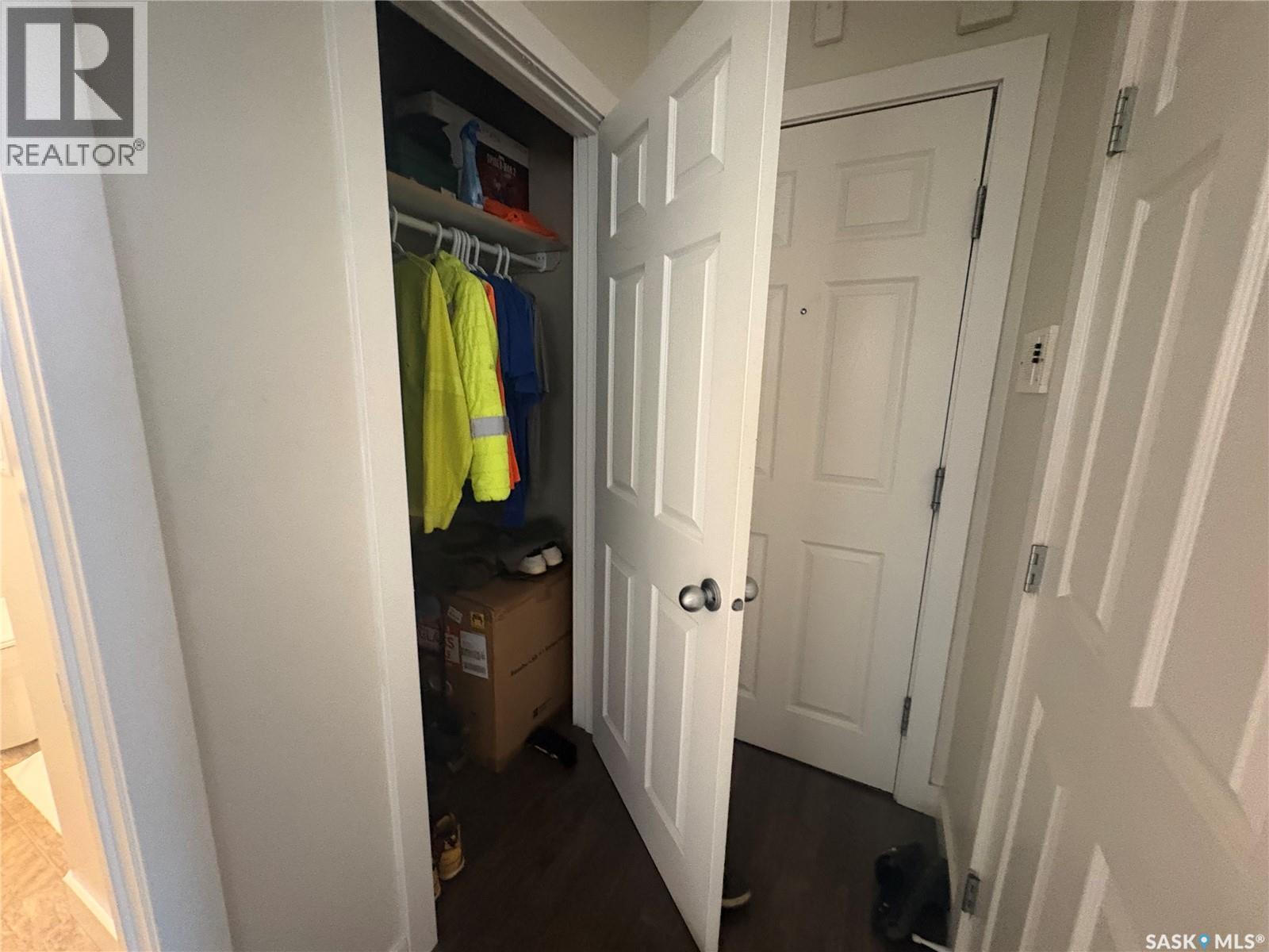 3 2060 Lorne Street, Regina, SK - Indoor Photo Showing Other Room