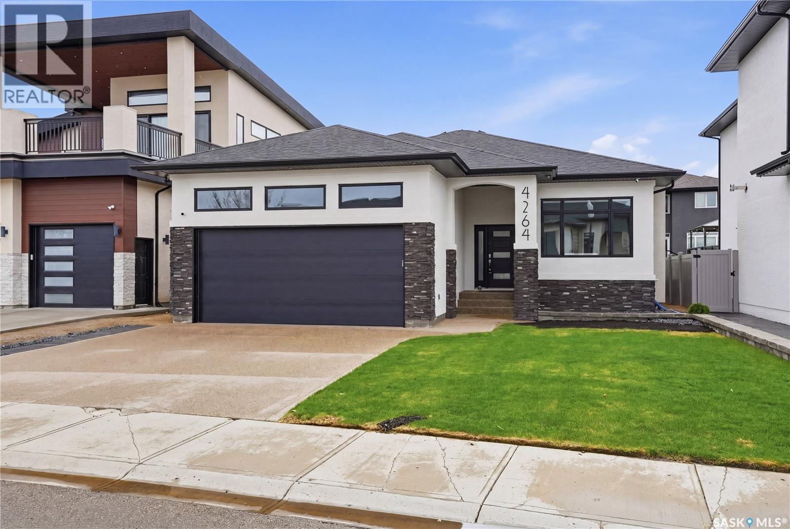 4264 Elderberry Crescent E, Regina, SK - Outdoor With Facade