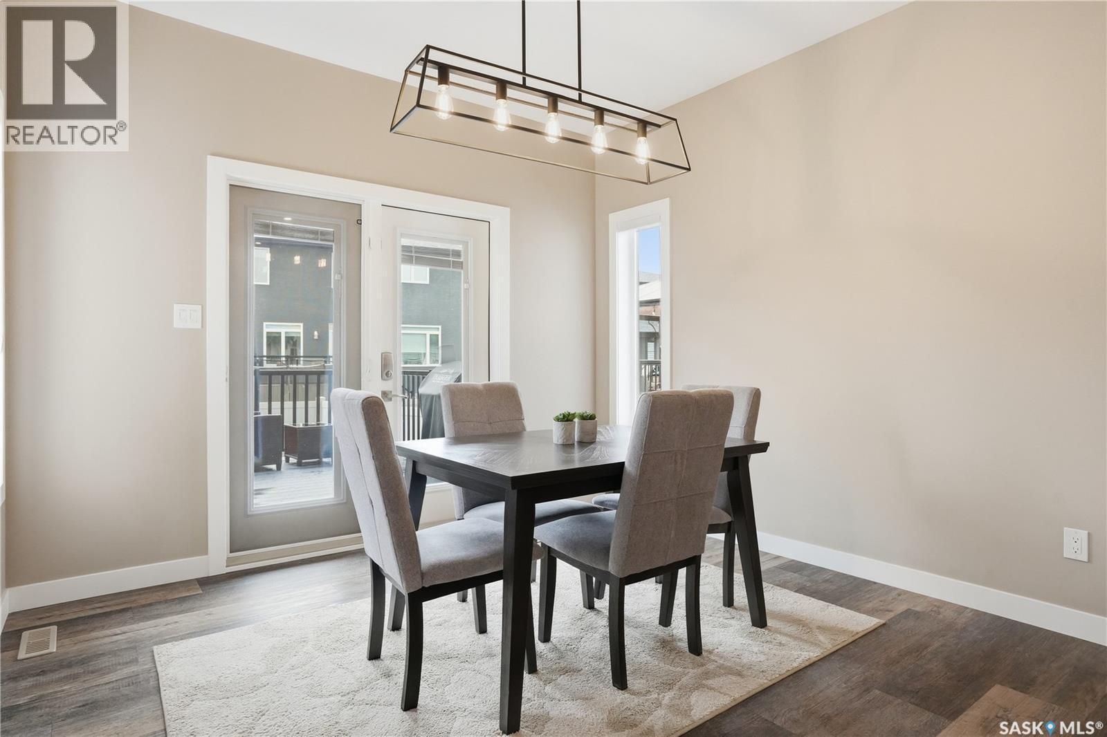 4264 Elderberry Crescent E, Regina, SK - Indoor Photo Showing Dining Room