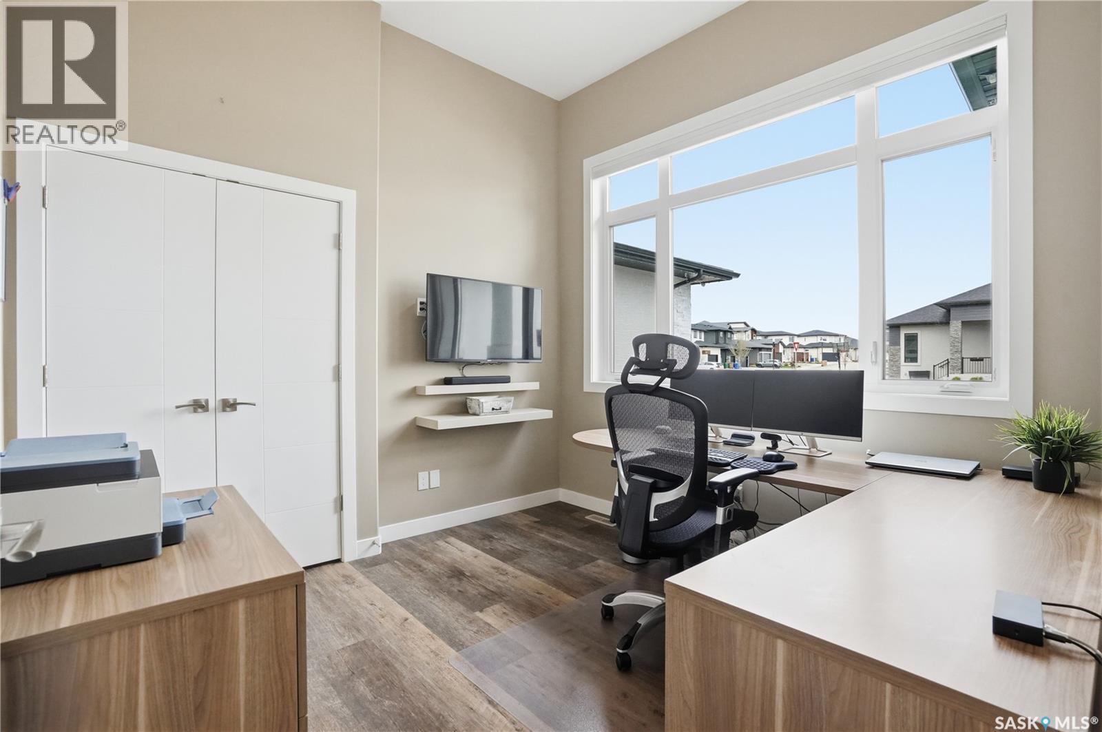 4264 Elderberry Crescent E, Regina, SK - Indoor Photo Showing Office