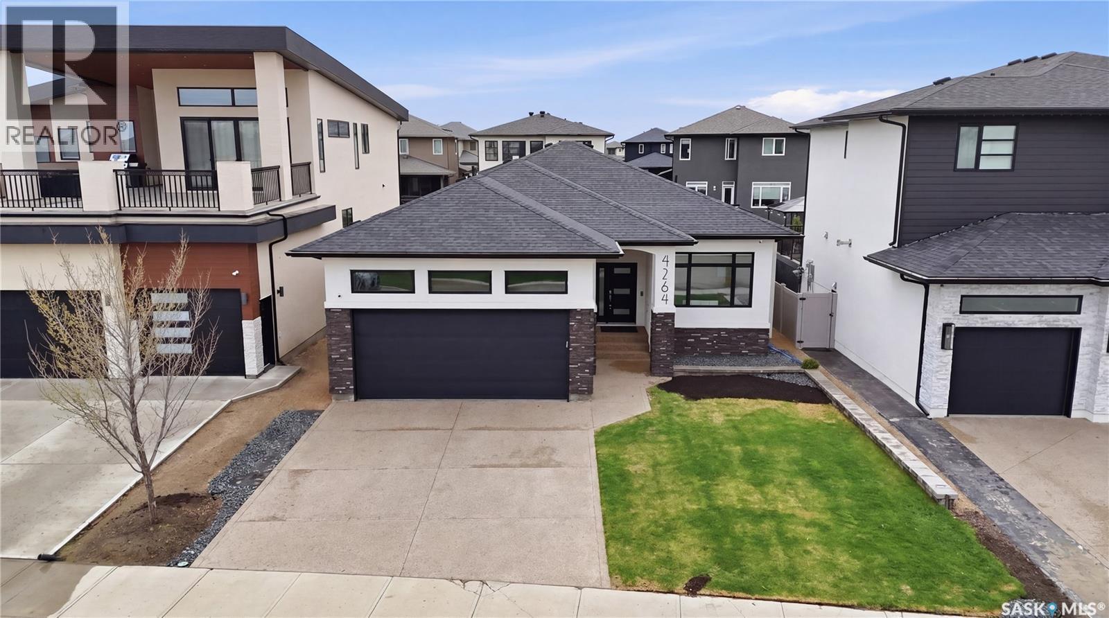 4264 Elderberry Crescent E, Regina, SK - Outdoor With Facade