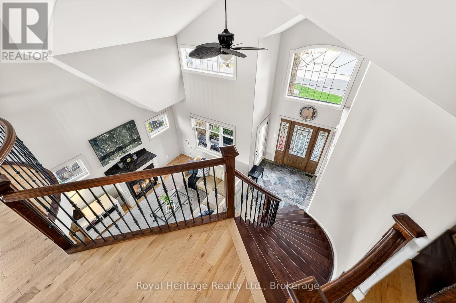 32 Edgewater Drive, Brighton, ON - Indoor Photo Showing Other Room