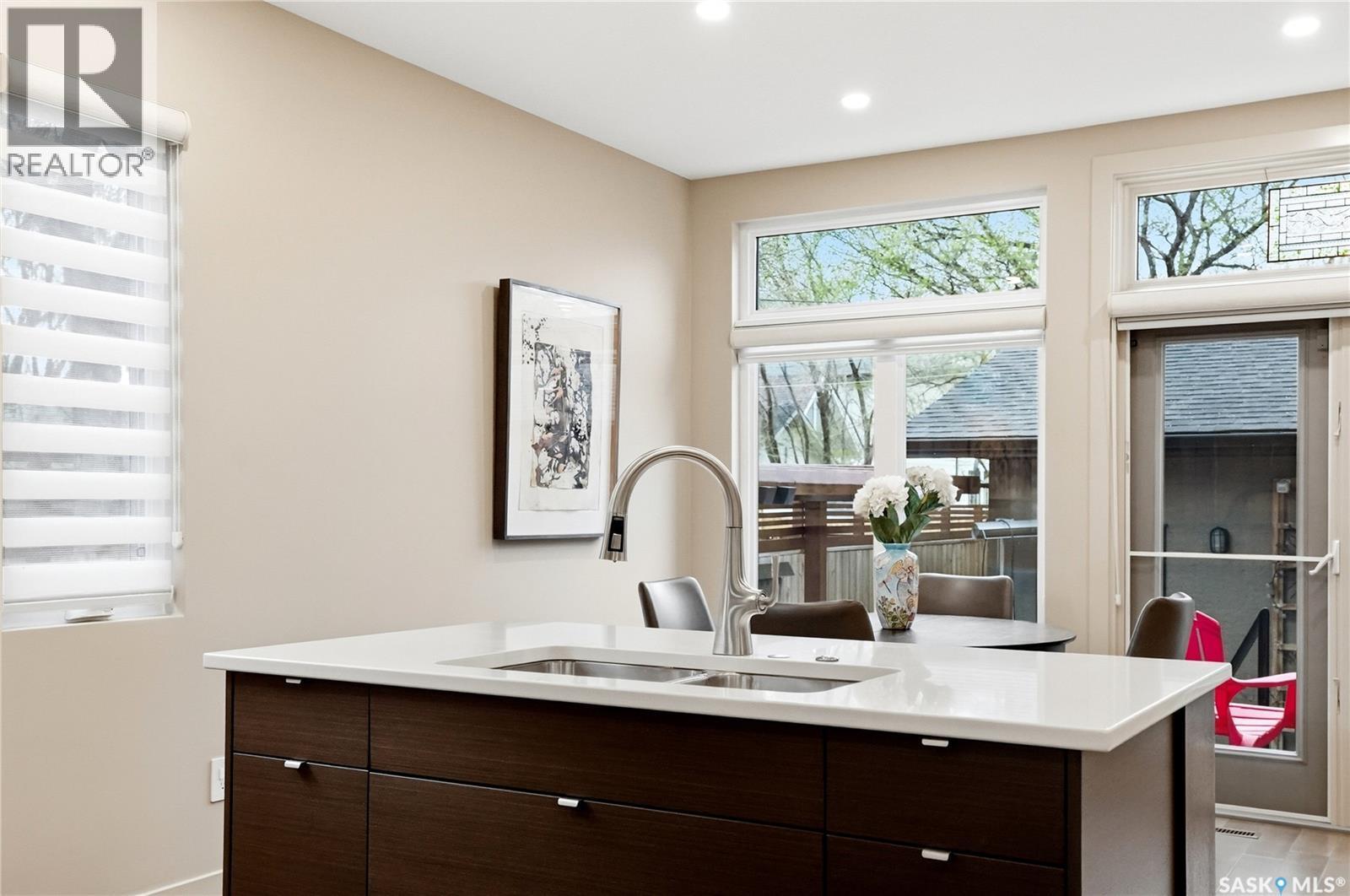 1212 Broadway Avenue E, Saskatoon, SK - Indoor Photo Showing Kitchen With Double Sink