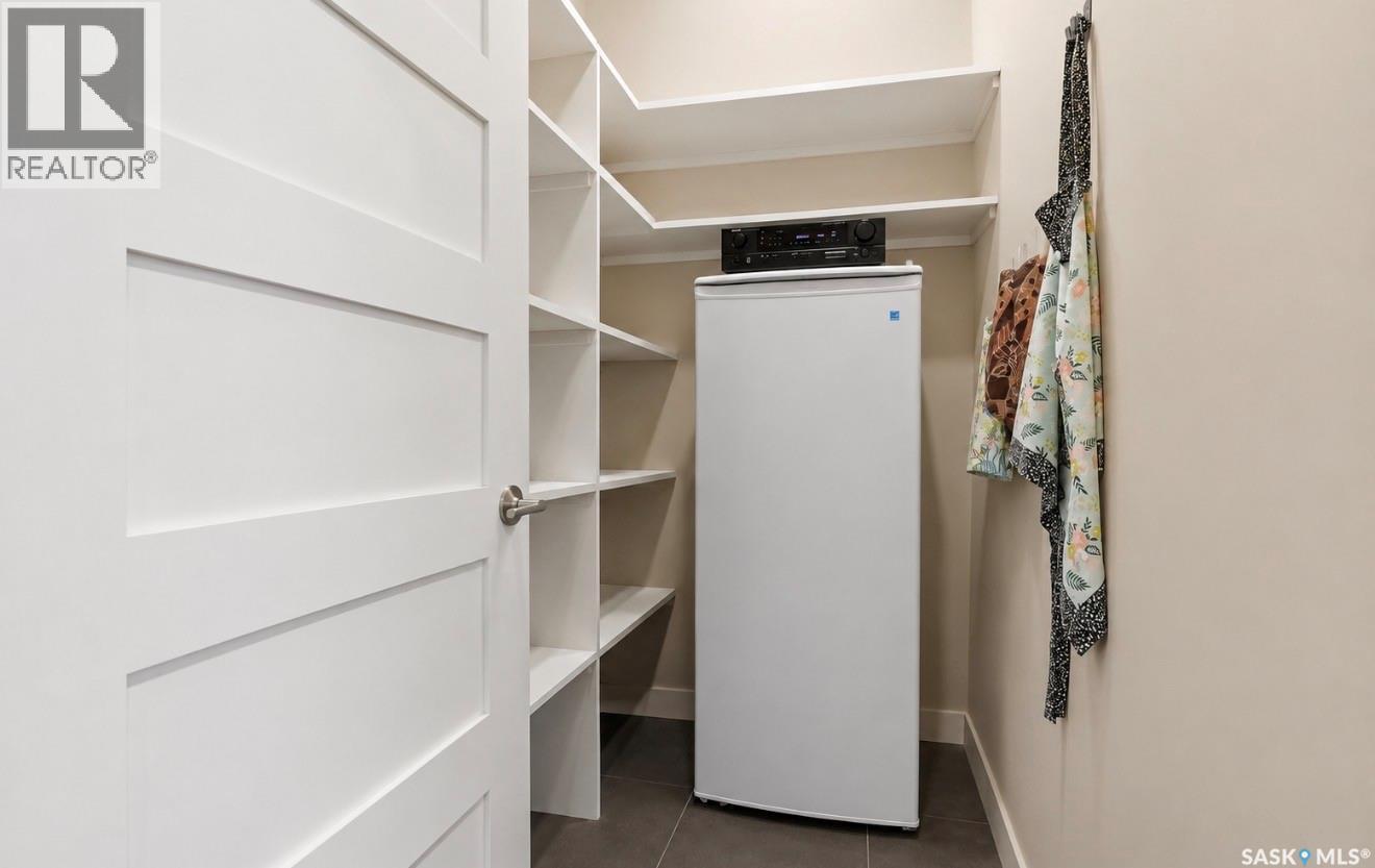 1212 Broadway Avenue E, Saskatoon, SK - Indoor With Storage