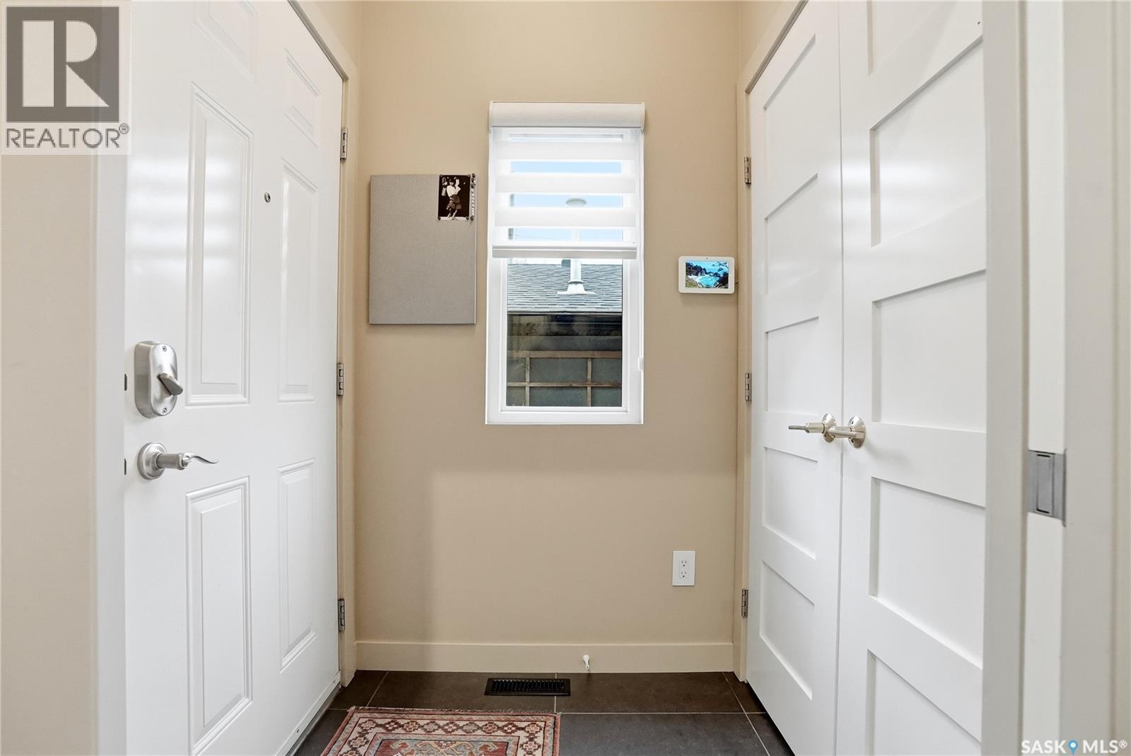 1212 Broadway Avenue E, Saskatoon, SK - Indoor Photo Showing Other Room