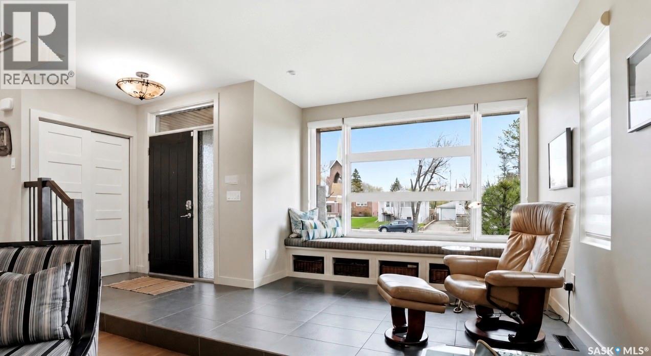 1212 Broadway Avenue E, Saskatoon, SK - Indoor