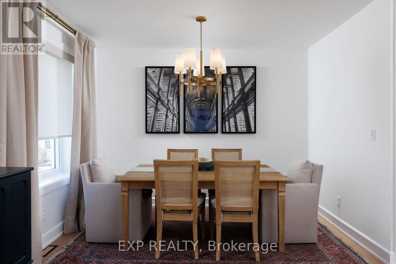 1761 Coram Crescent, Mississauga, ON - Indoor Photo Showing Dining Room