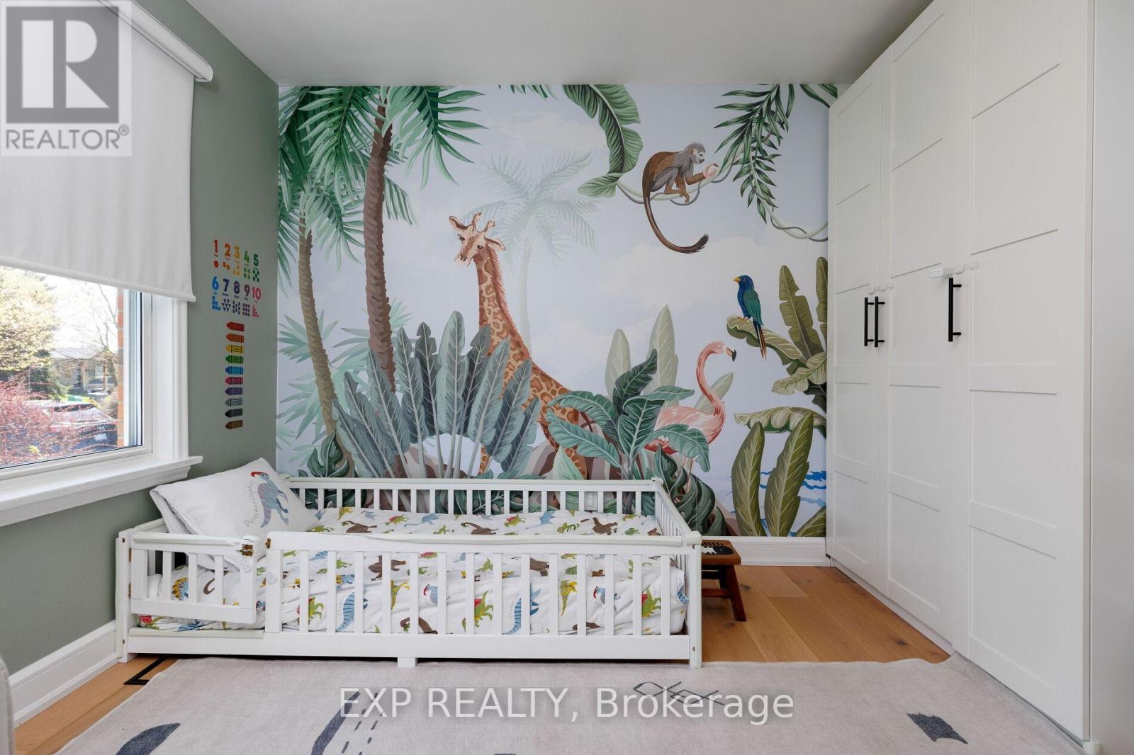 1761 Coram Crescent, Mississauga, ON - Indoor Photo Showing Other Room