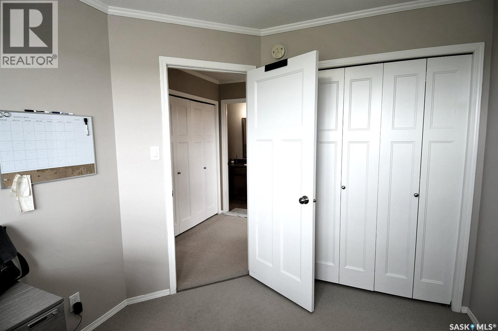 102 1022 Hampton Circle, Saskatoon, SK - Indoor