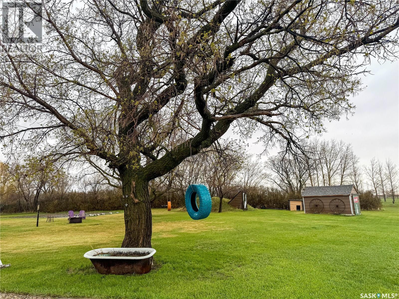 710 Cherry Street, Wolseley, SK - Outdoor