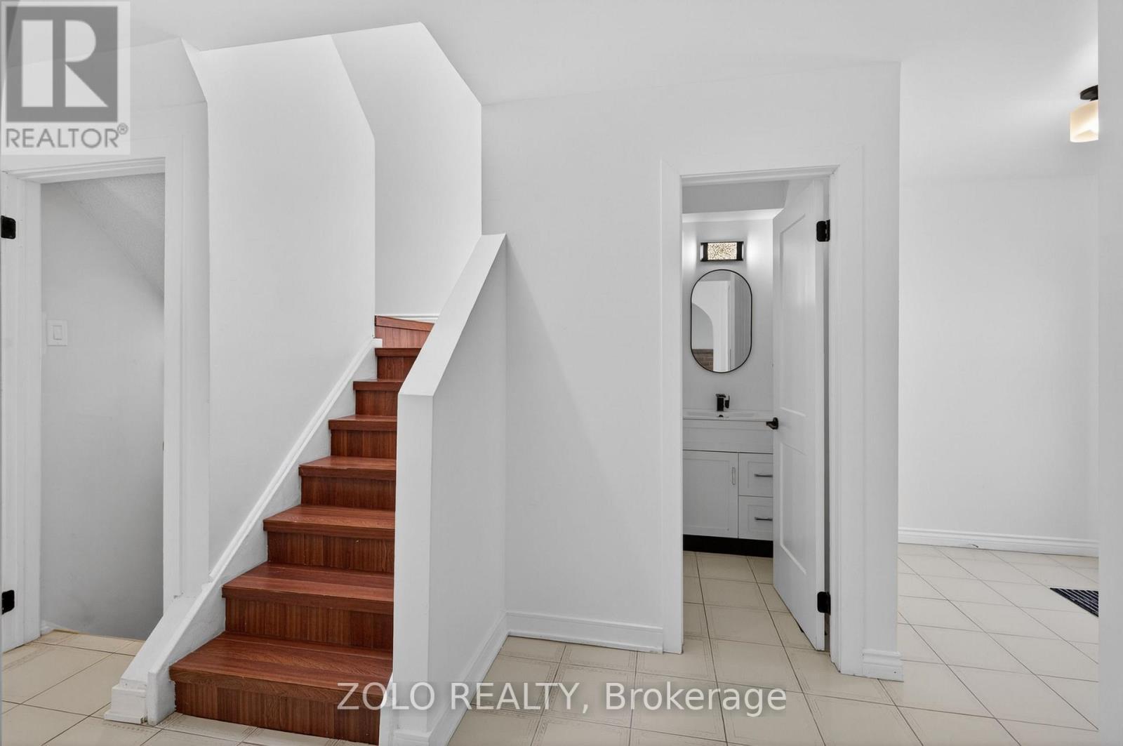 6166 Kindree Circle, Mississauga, ON - Indoor Photo Showing Other Room