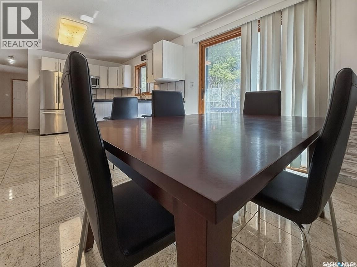 12 5Th Avenue, Candle Lake, SK - Indoor Photo Showing Dining Room