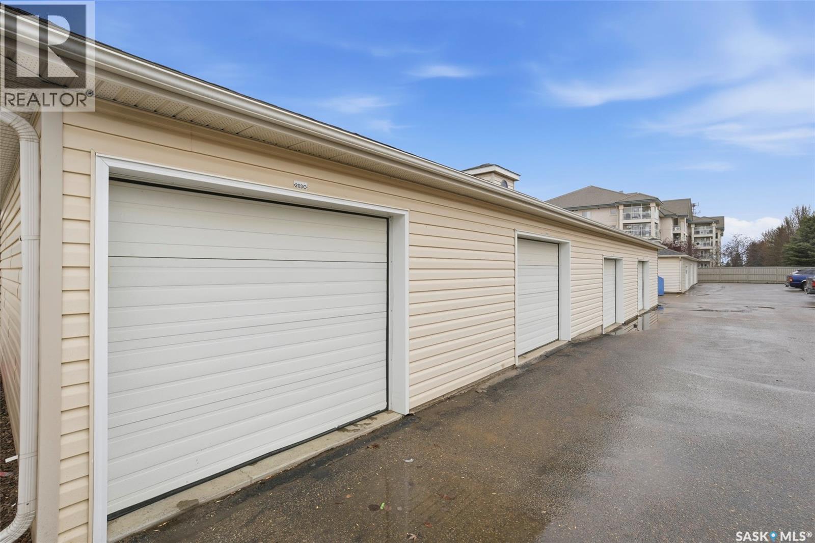 203C 425 Keevil Crescent, Saskatoon, SK - Outdoor With Exterior