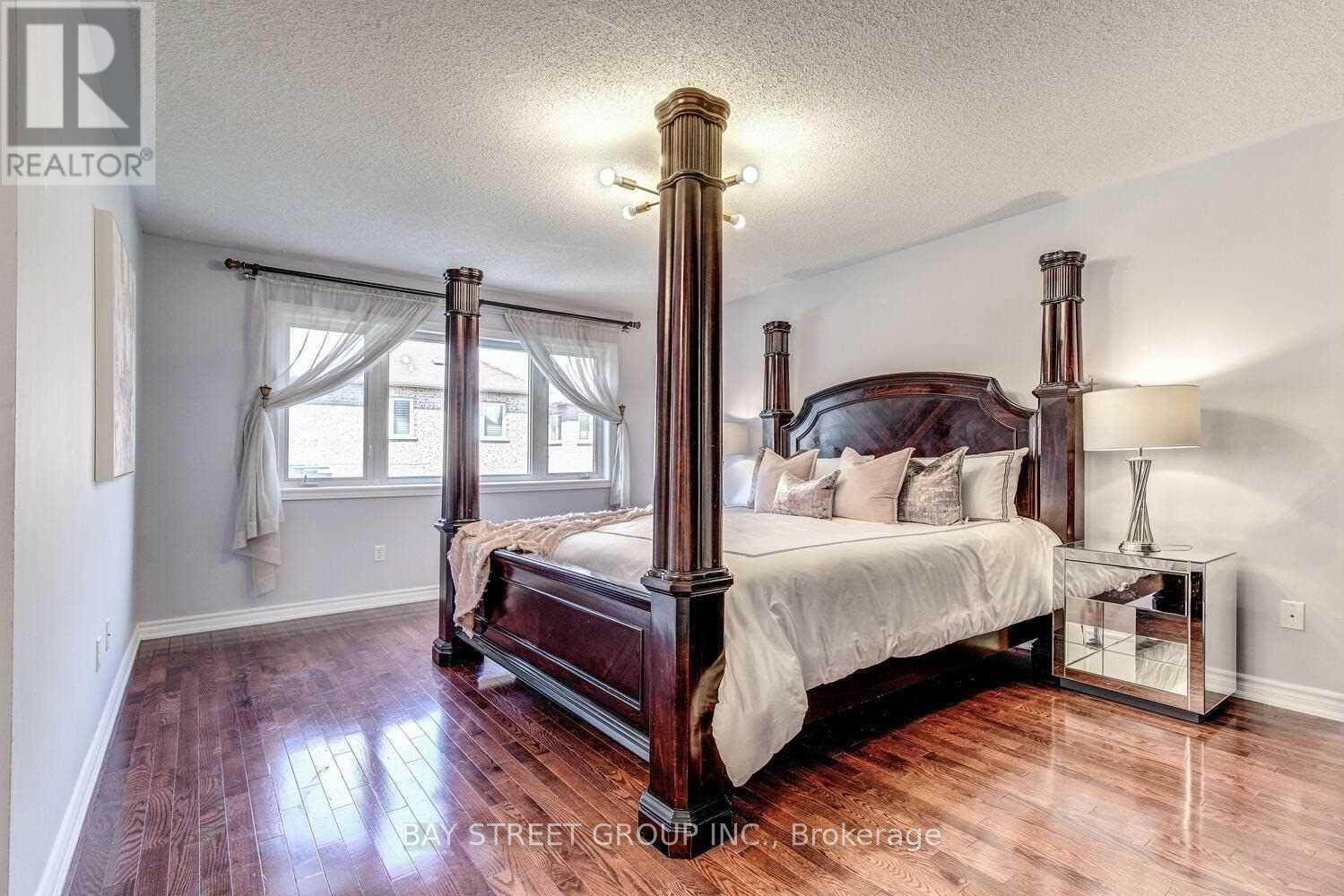 Upper - 134 Ascalon Drive, Vaughan, ON - Indoor Photo Showing Bedroom