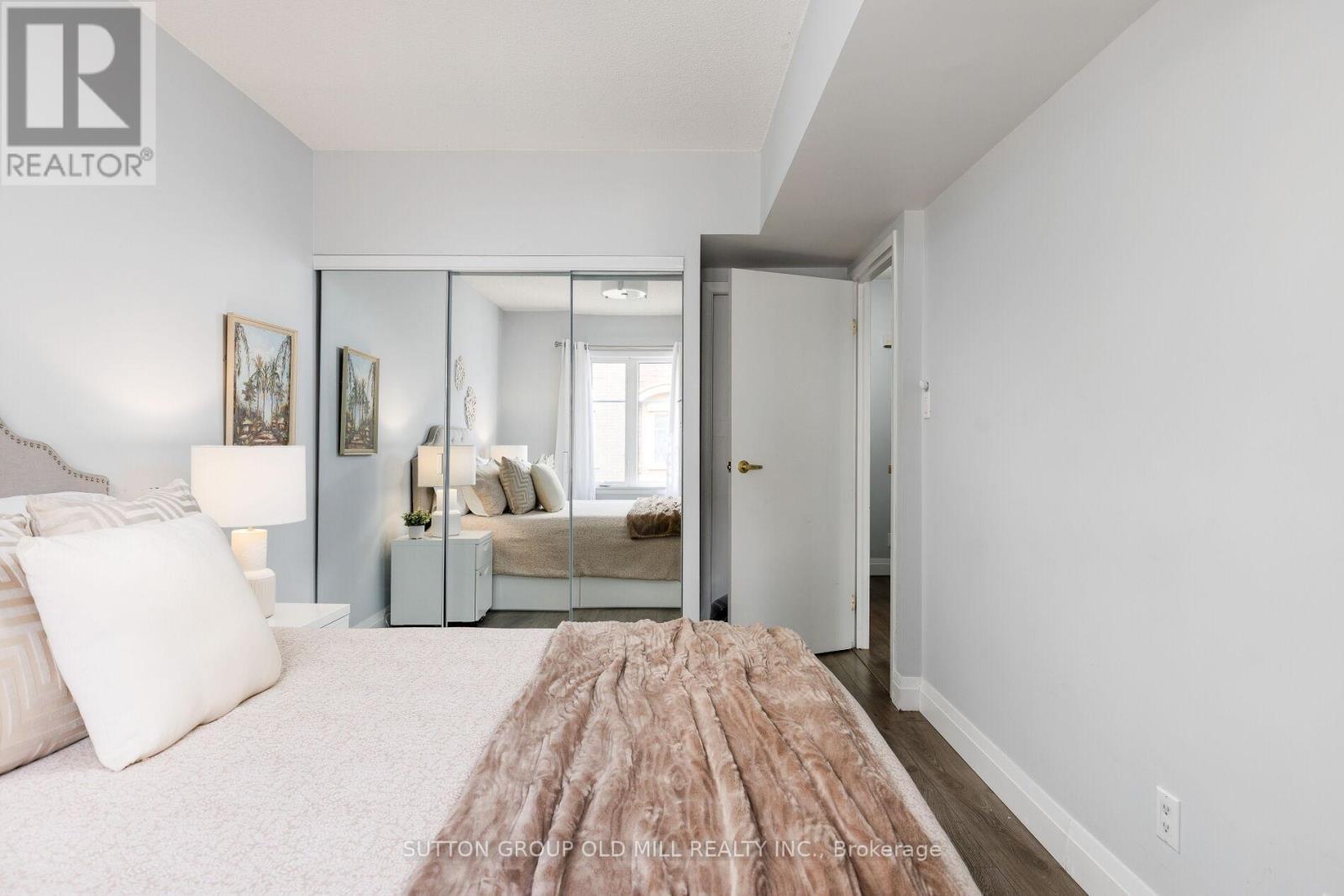 809 - 46 Western Battery Road, Toronto, ON - Indoor Photo Showing Bedroom