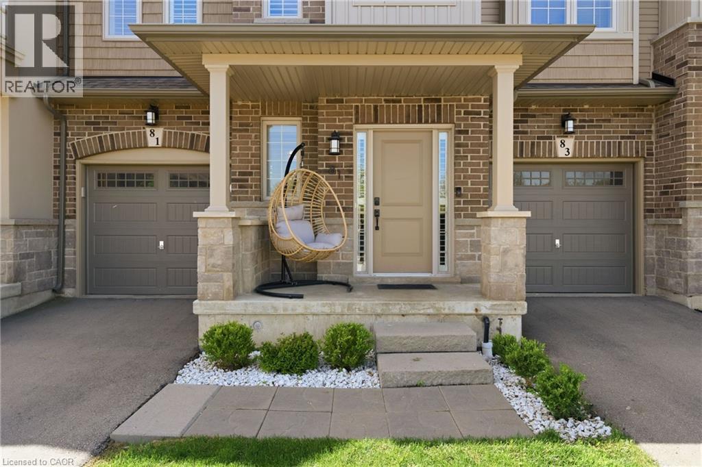 Inviting covered porch. - 81 Beasley Grove, Ancaster, ON - Outdoor
