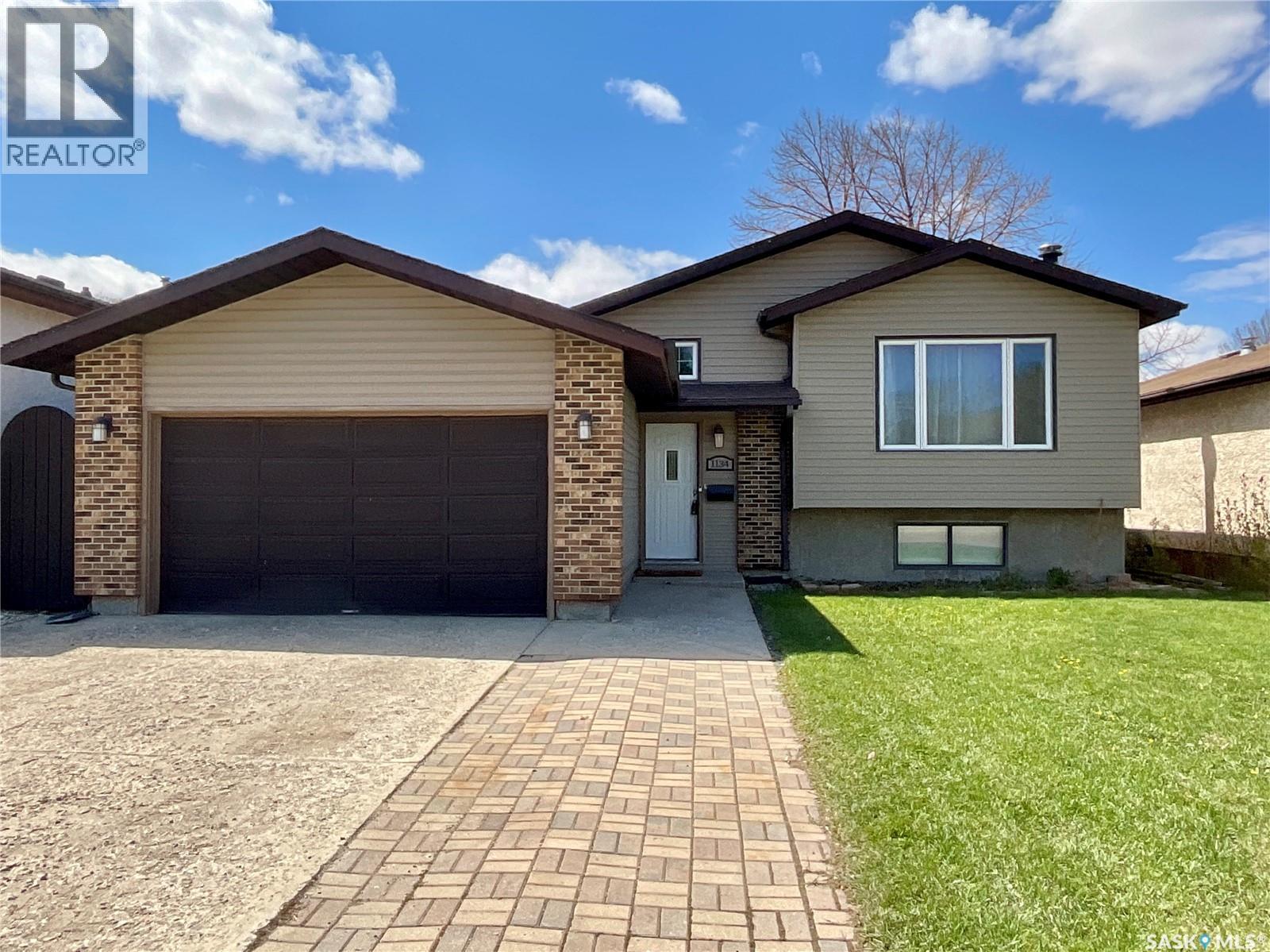 1134 Brown Street, Regina, SK - Outdoor