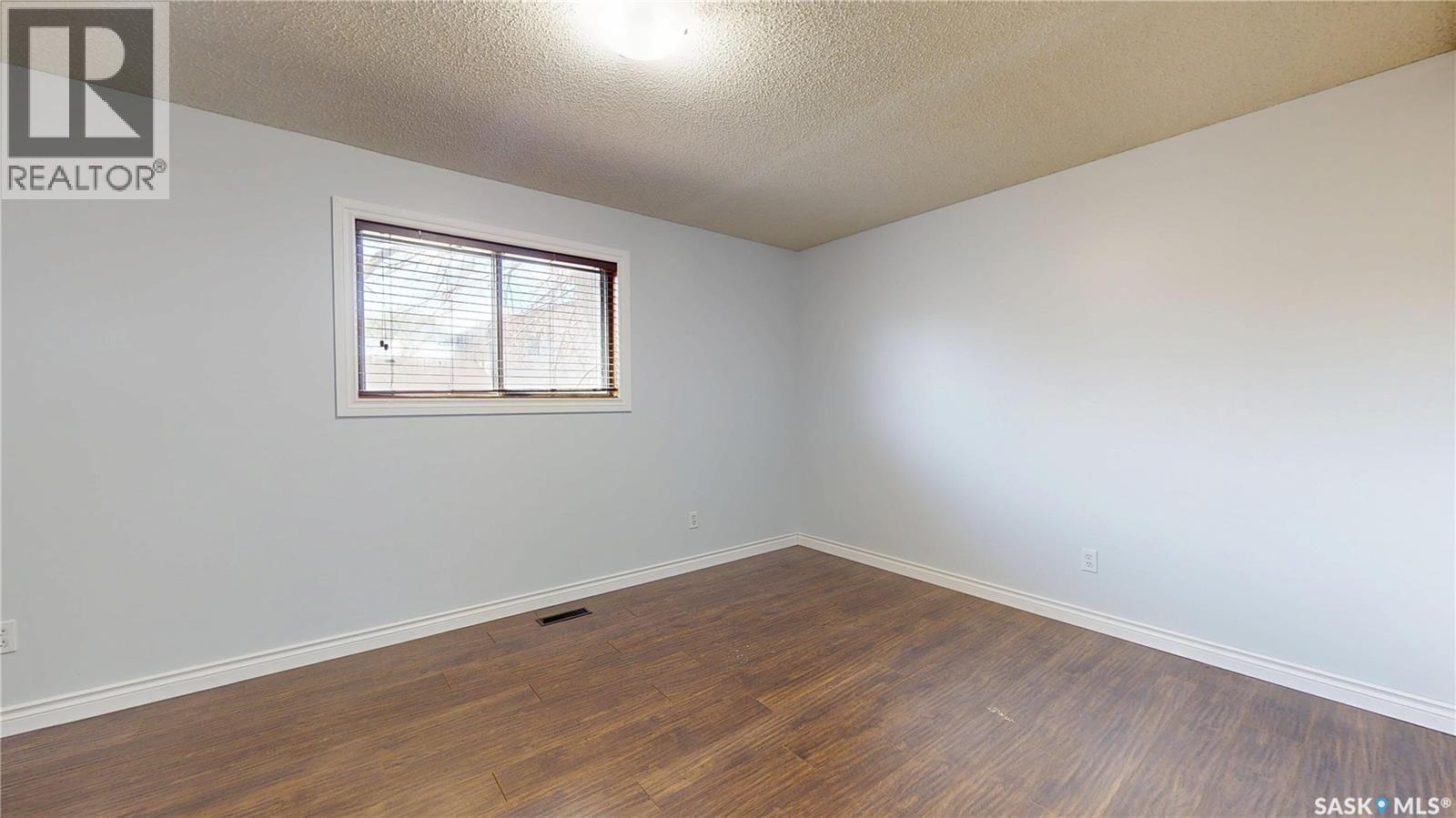 1134 Brown Street, Regina, SK - Indoor Photo Showing Other Room