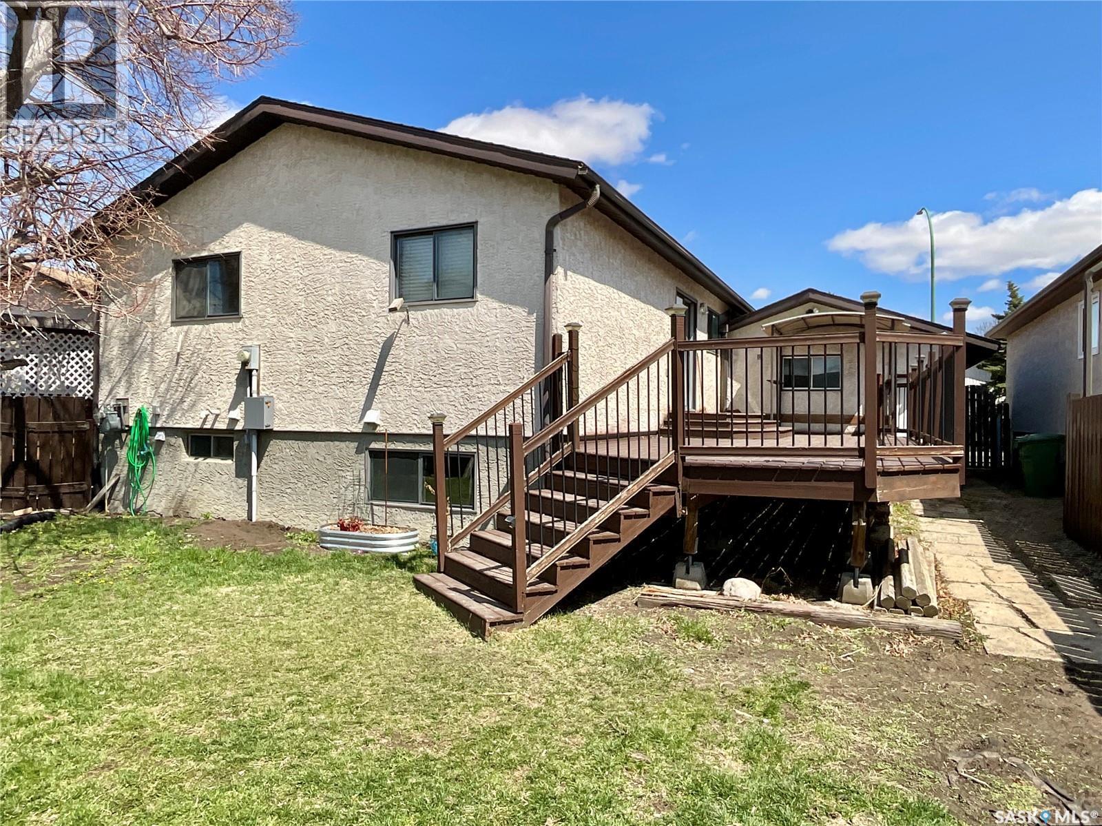 1134 Brown Street, Regina, SK - Outdoor With Deck Patio Veranda With Exterior