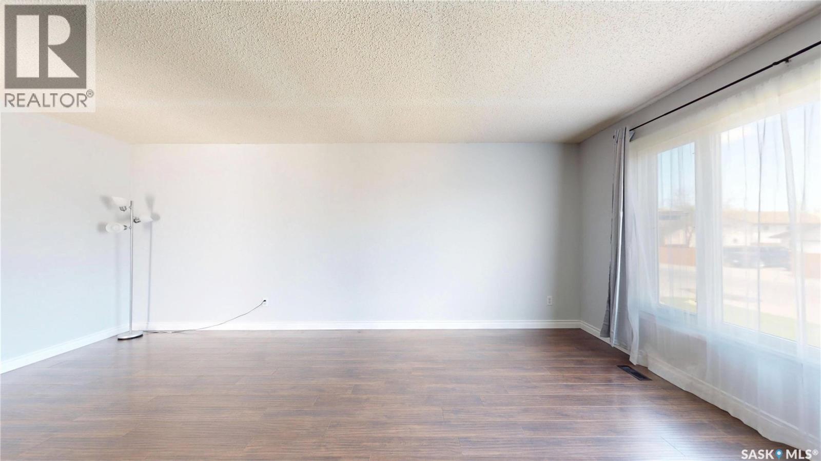 1134 Brown Street, Regina, SK - Indoor Photo Showing Other Room