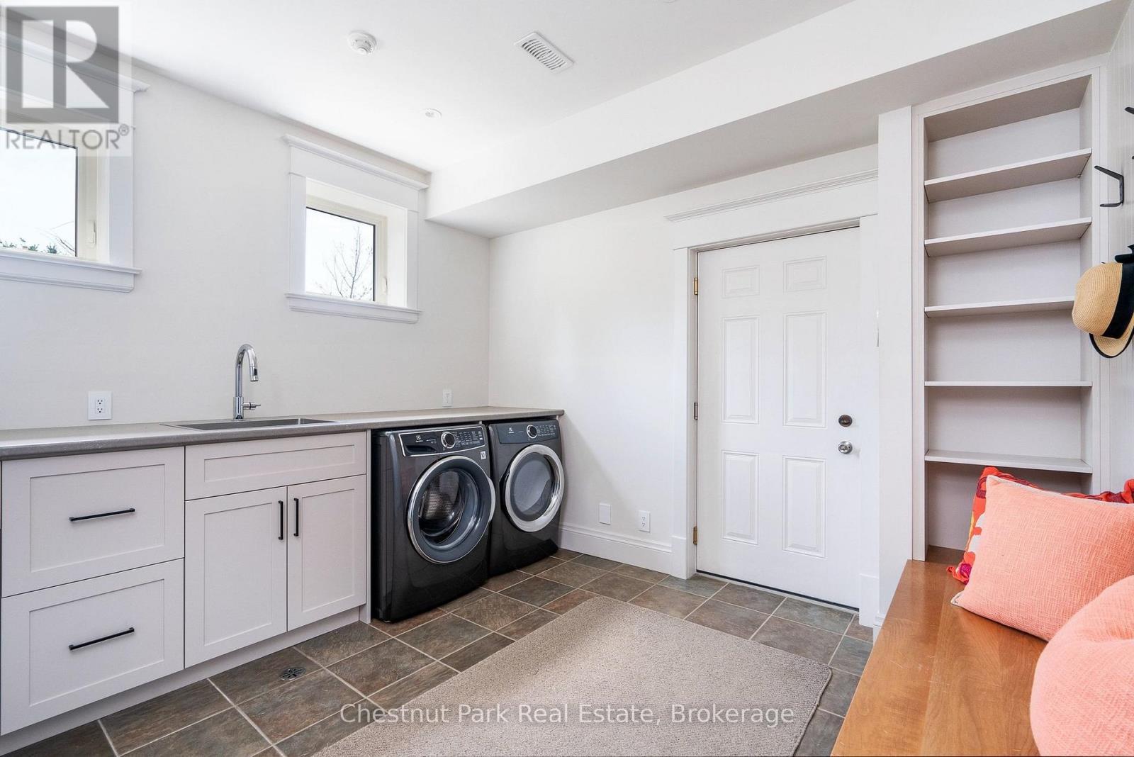 758510 2Nd Line E, Mulmur, ON - Indoor Photo Showing Laundry Room