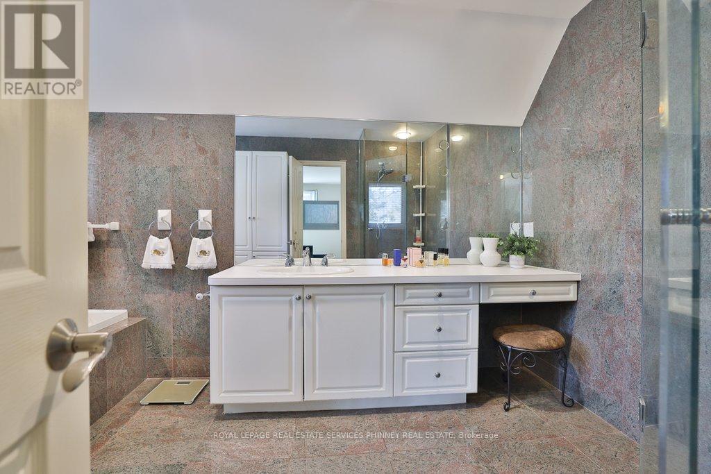 1244 Woodland Avenue, Mississauga, ON