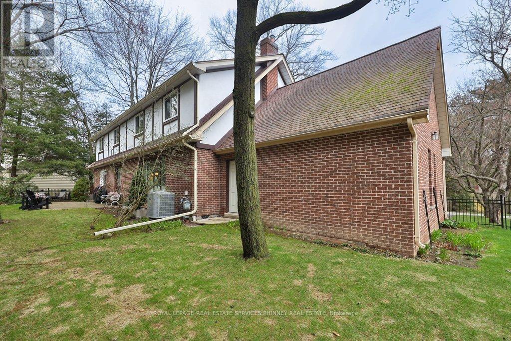 1244 Woodland Avenue, Mississauga, ON
