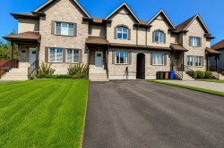 212 10e Avenue Saint-Zotique, QC J0P 1Z0