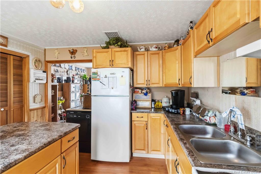 642 Maclaren Ave, Fredericton, NB