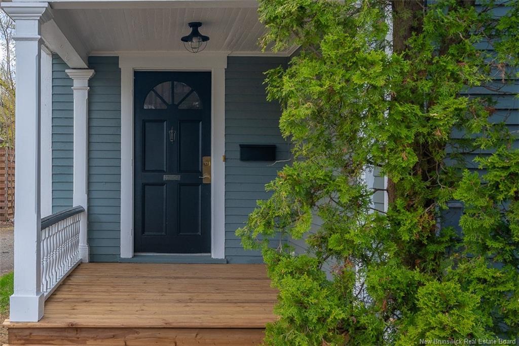 332 Saunders St, Fredericton, NB