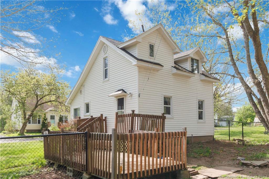 61 Smith, Salisbury, NB