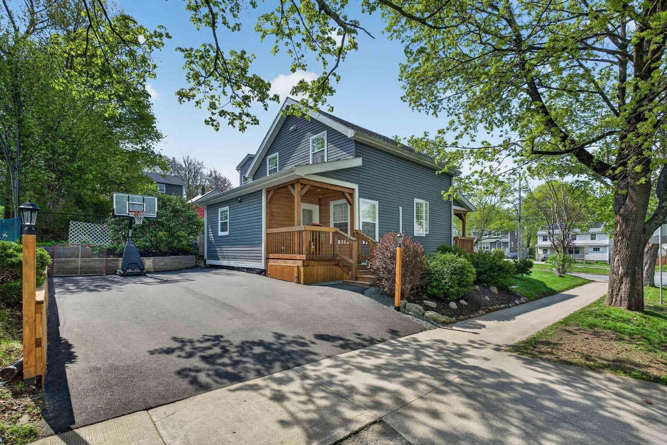 2989 Connaught Avenue, Halifax, NS