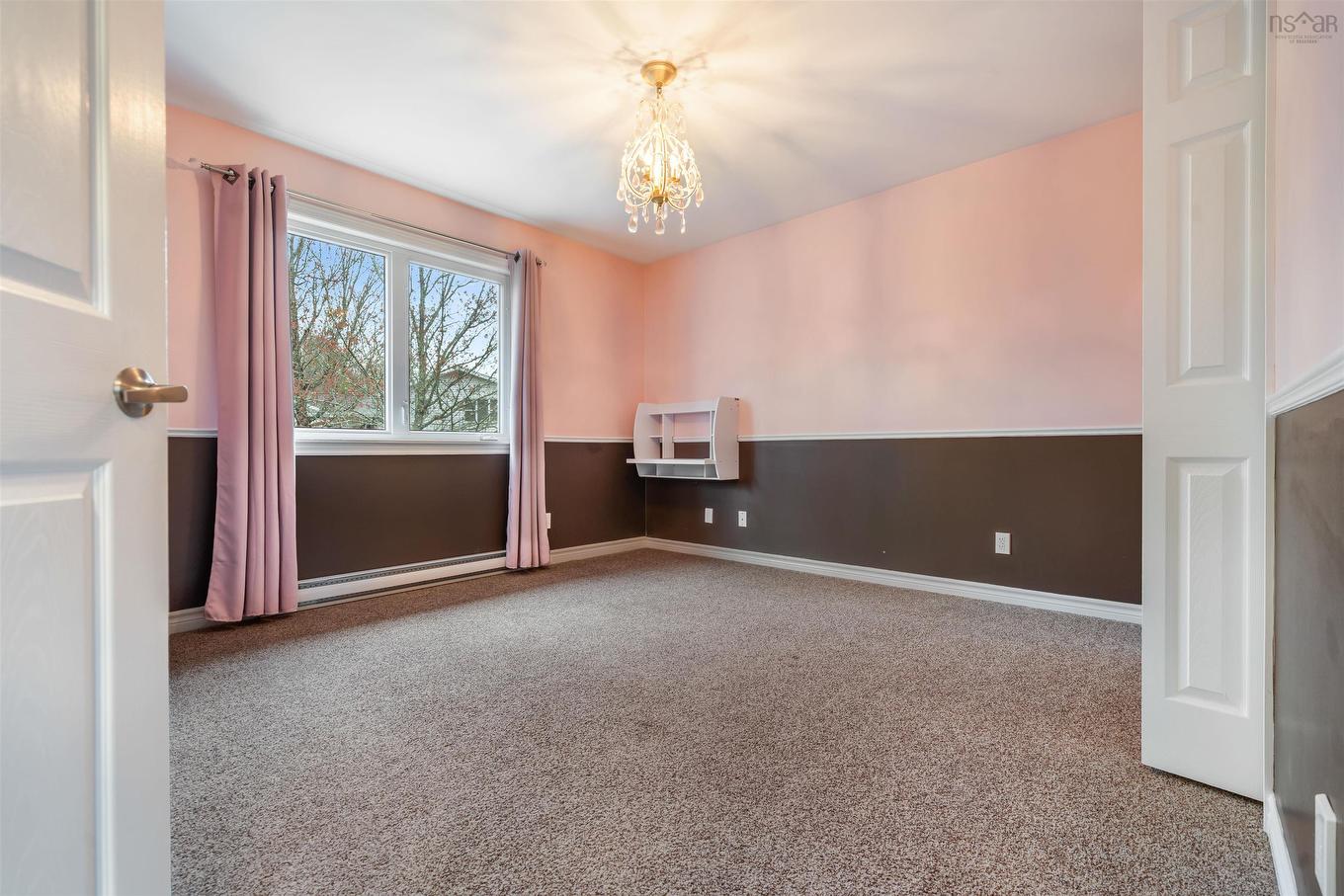 17 Pineview Crescent, Stellarton, NS