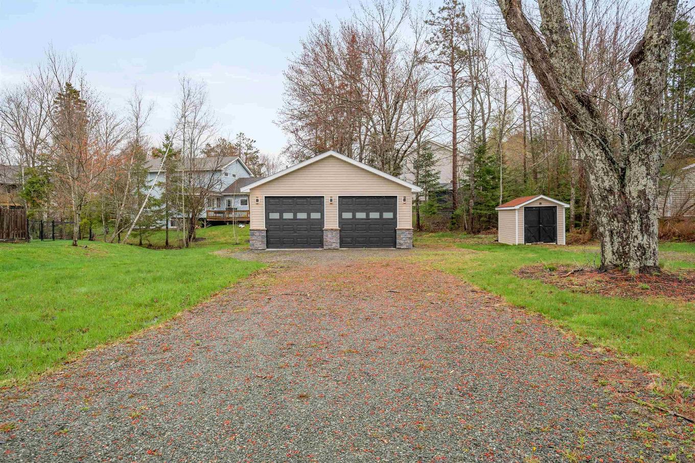 17 Pineview Crescent, Stellarton, NS