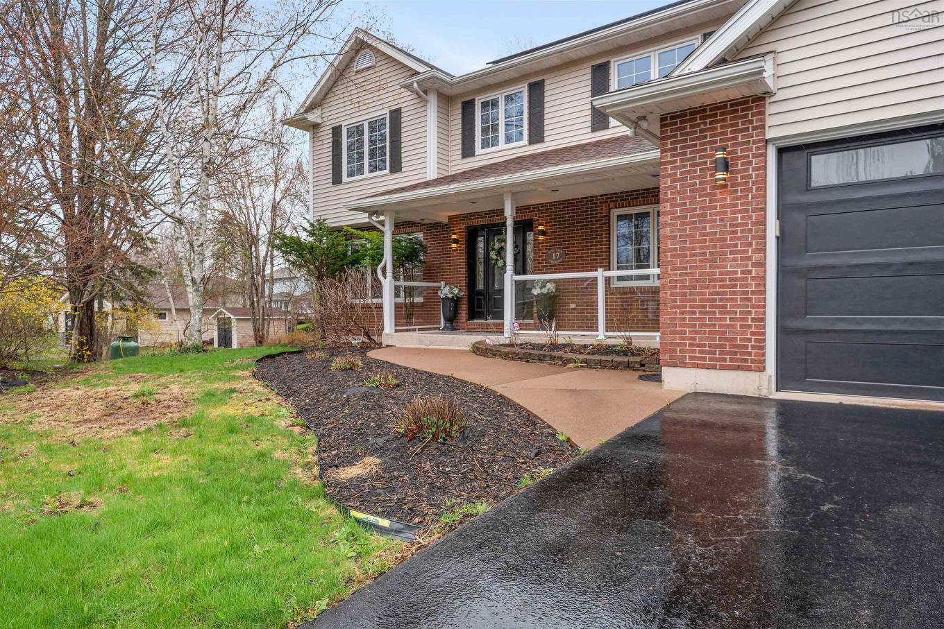 17 Pineview Crescent, Stellarton, NS