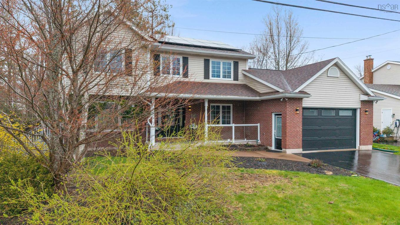 17 Pineview Crescent, Stellarton, NS