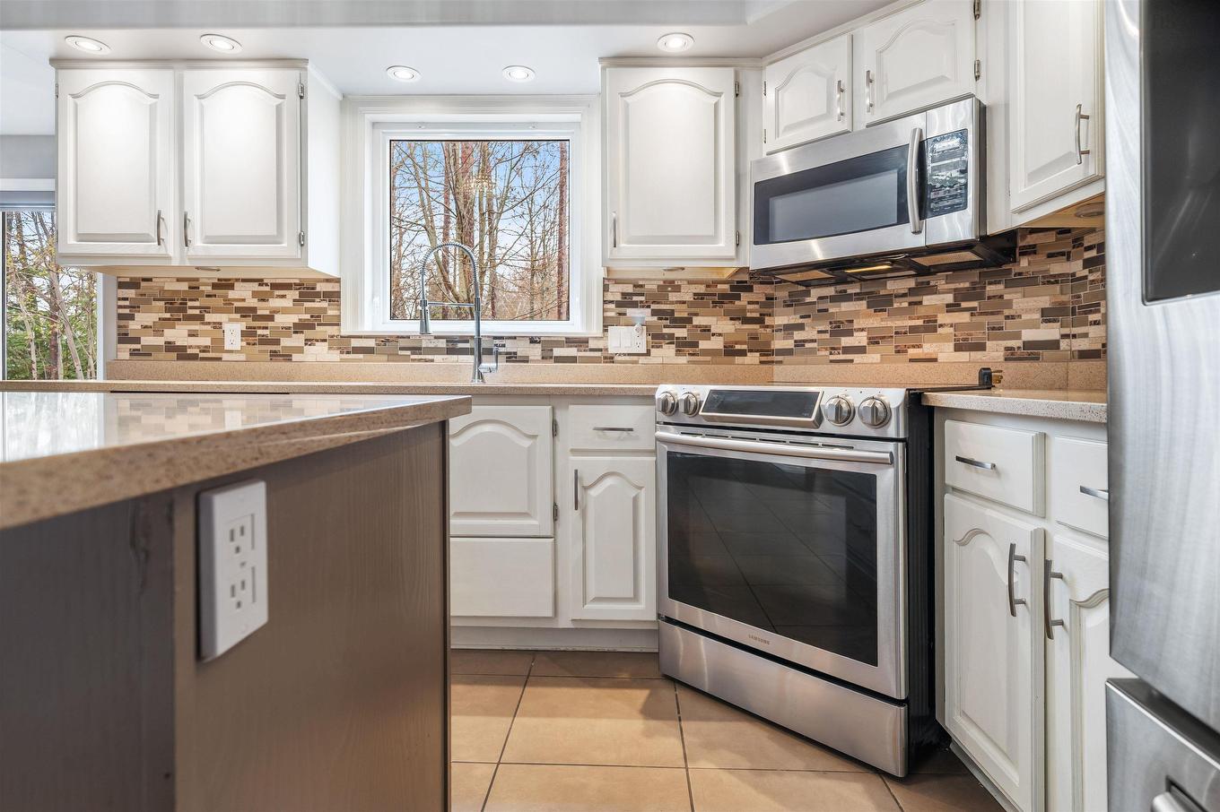 17 Pineview Crescent, Stellarton, NS